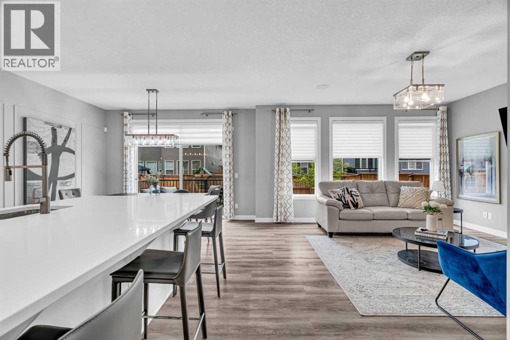49 Creekside Avenue SW
