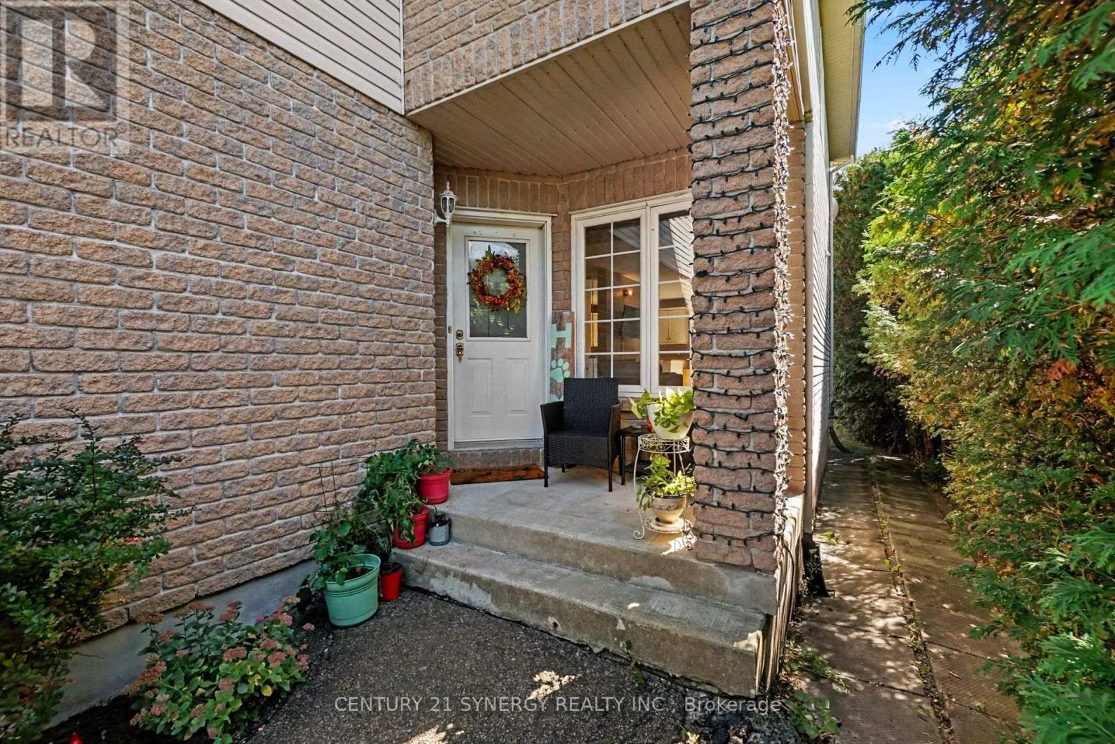 63 LAFLECHE BOULEVARD