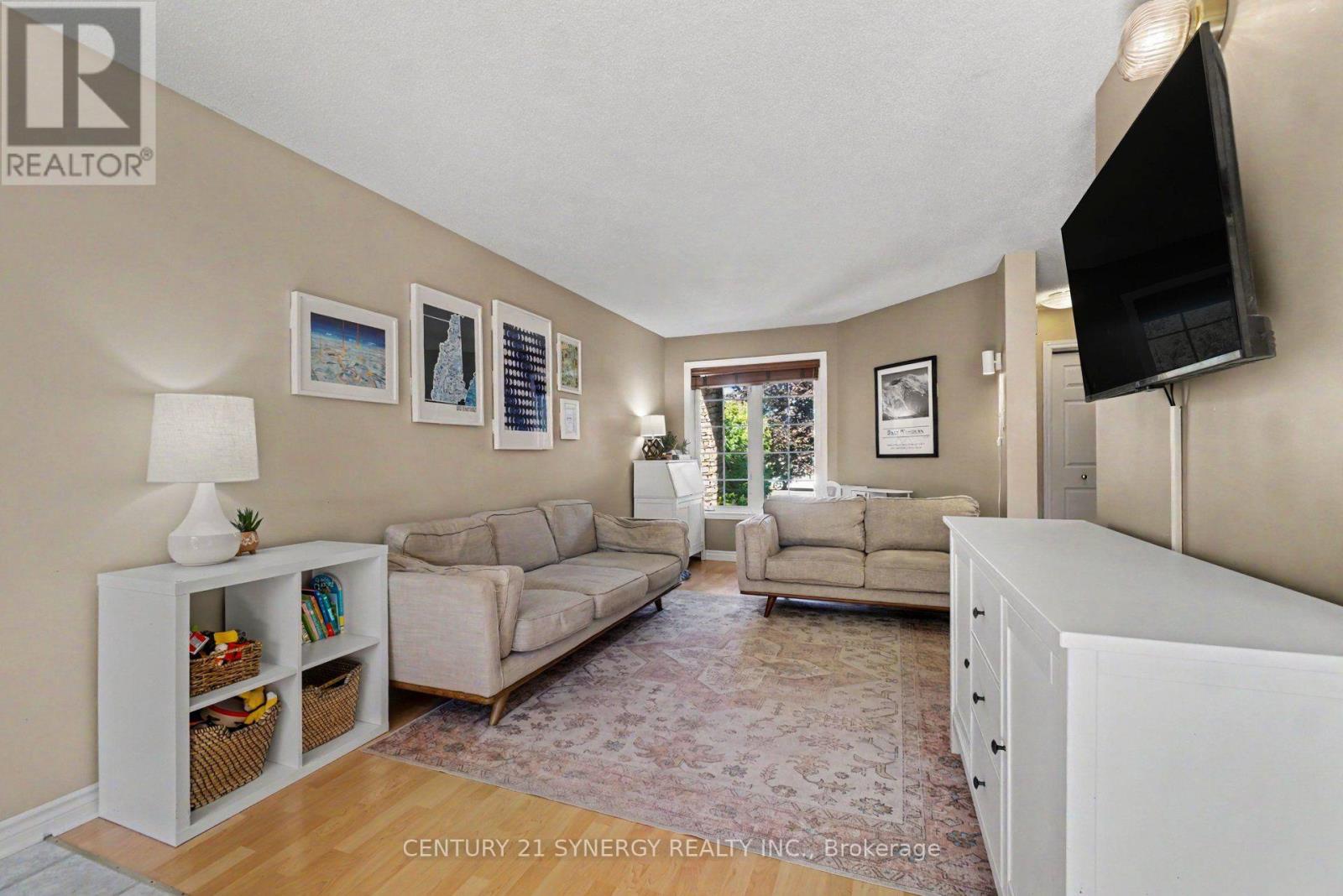 63 LAFLECHE BOULEVARD