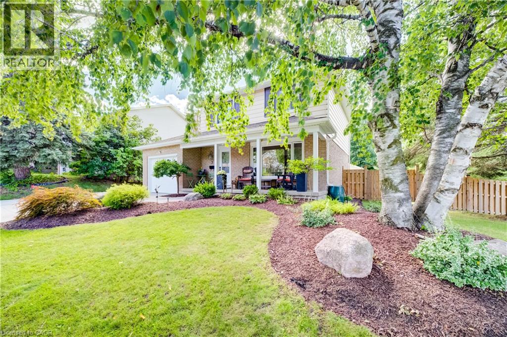 7 VINTAGE Crescent