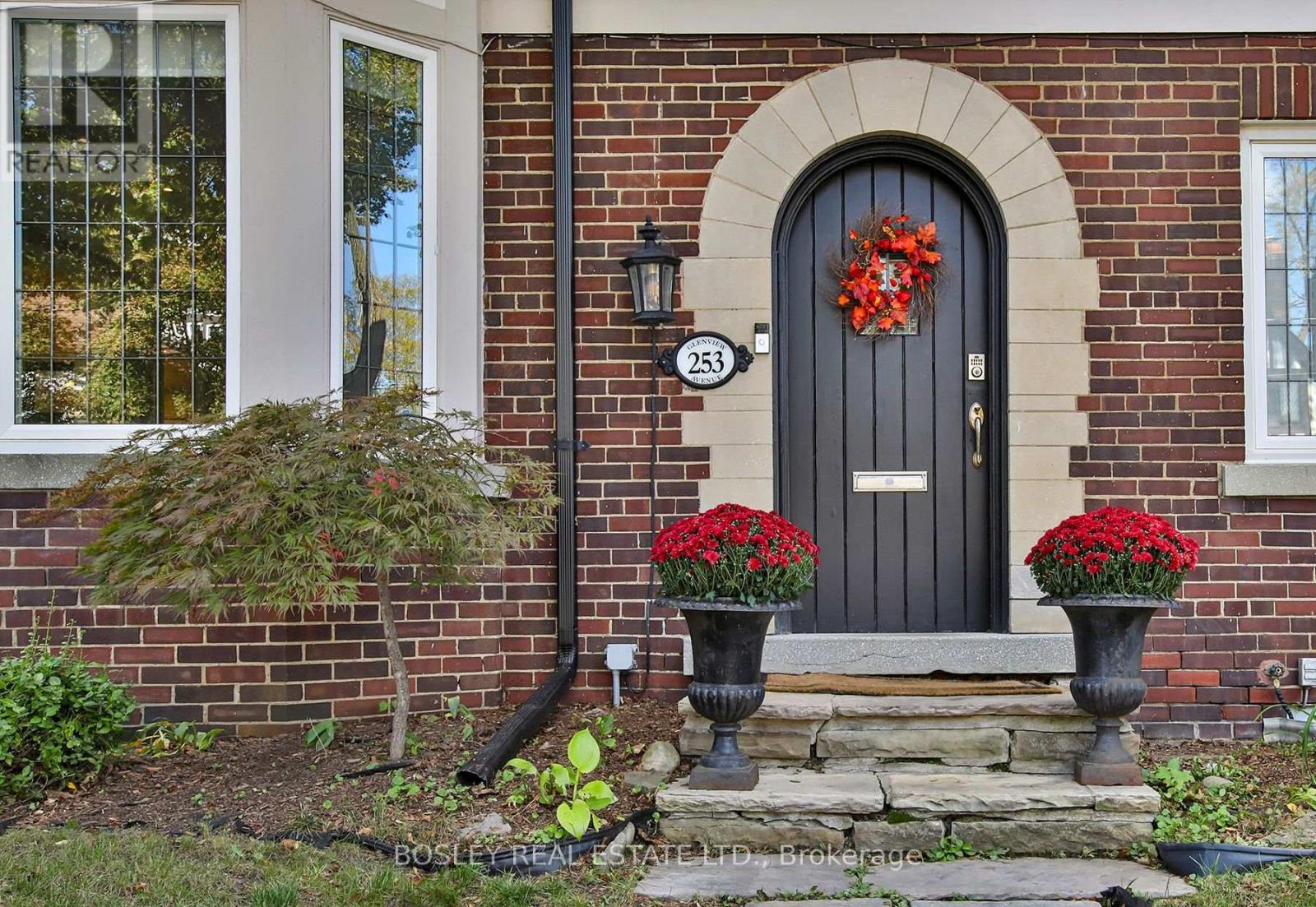253 GLENVIEW AVENUE
