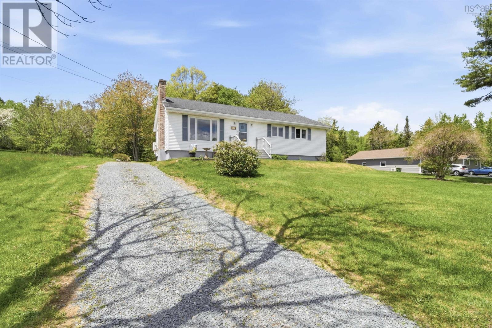 512 Windsor Junction Road - Photo 3