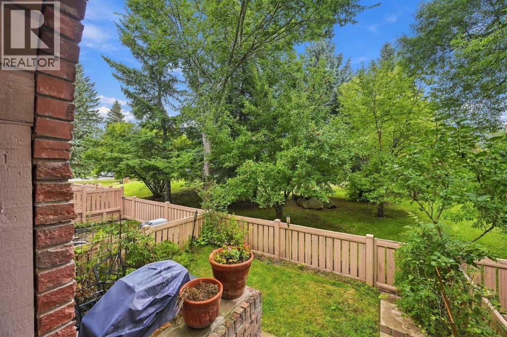 52 Canterbury Gardens SW