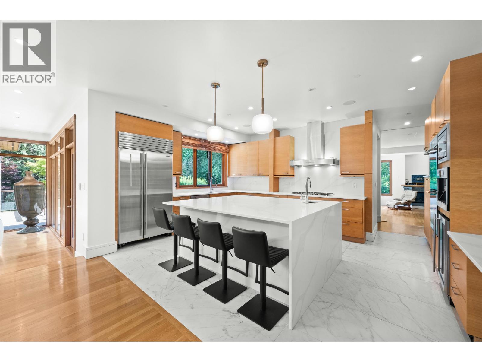 510 EASTCOT ROAD