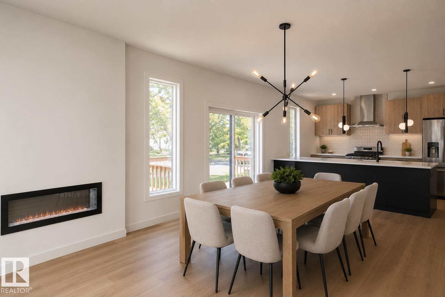 10546 72 AV NW NW
