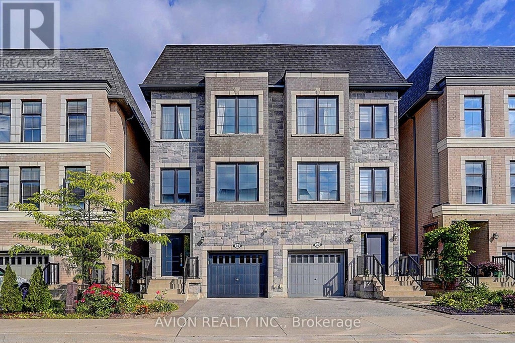 32 MCGURRAN LANE, RICHMOND HILL (DONCREST), ON L4B 0G8 - Image 4220584571.jpeg?d=l