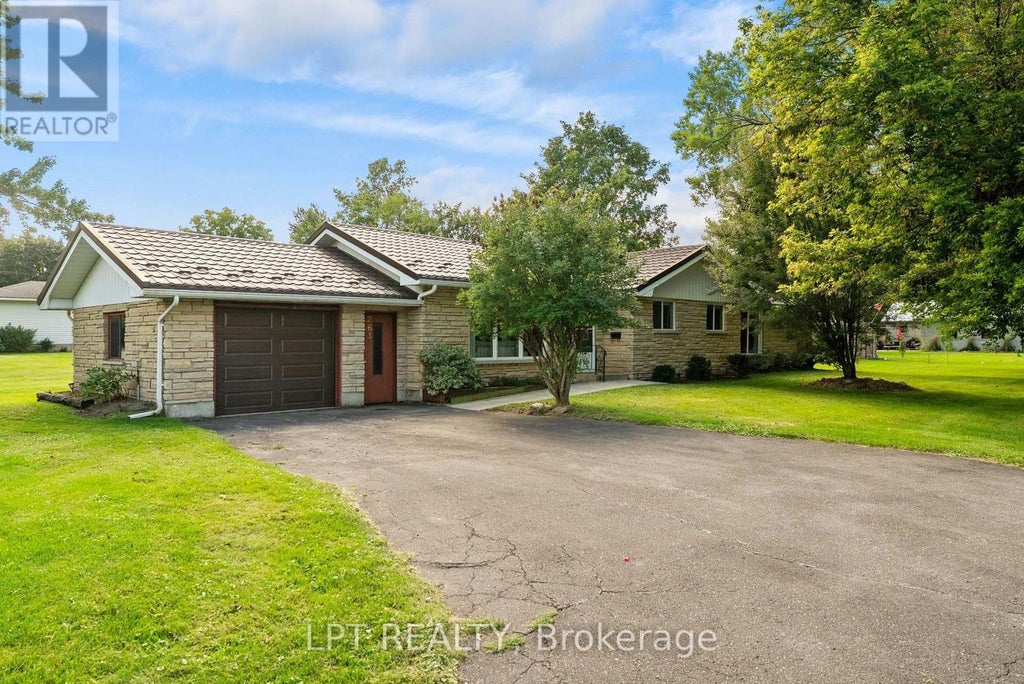 263 RICHMOND STREET, NORTH MIDDLESEX (PARKHILL), ON N0M 2K0 - Image 2467395989.jpeg?d=l
