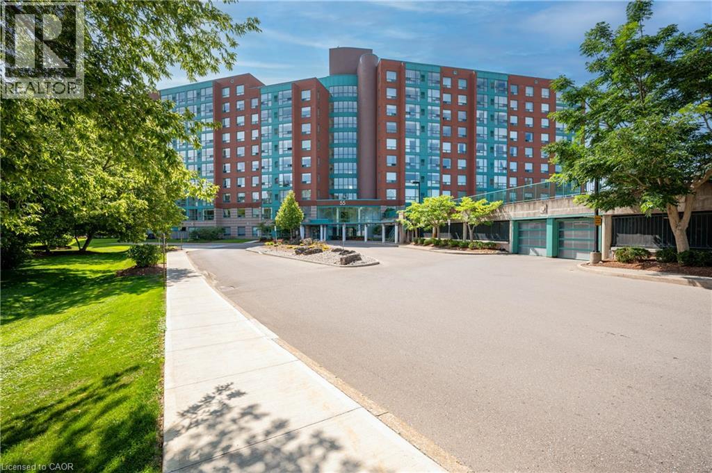 55 BLUE SPRINGS Drive Unit# 611