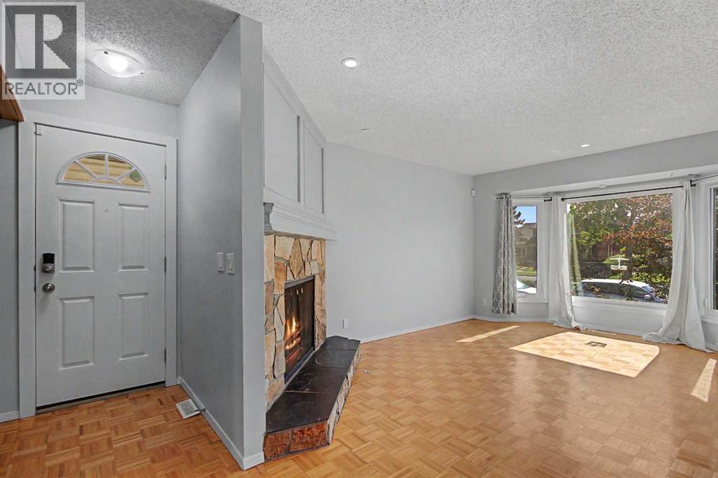 2444 Woodview Drive SW