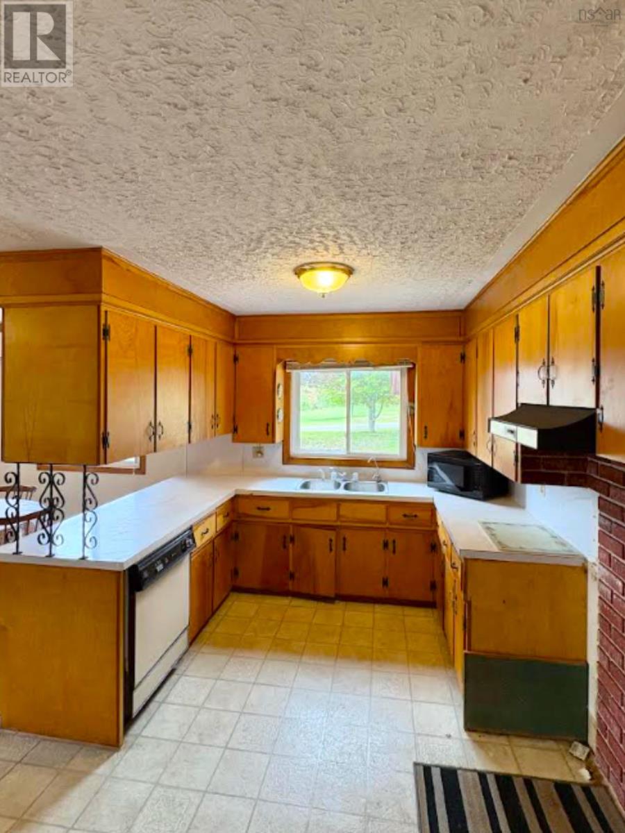 429 Victoria Road - Photo 4