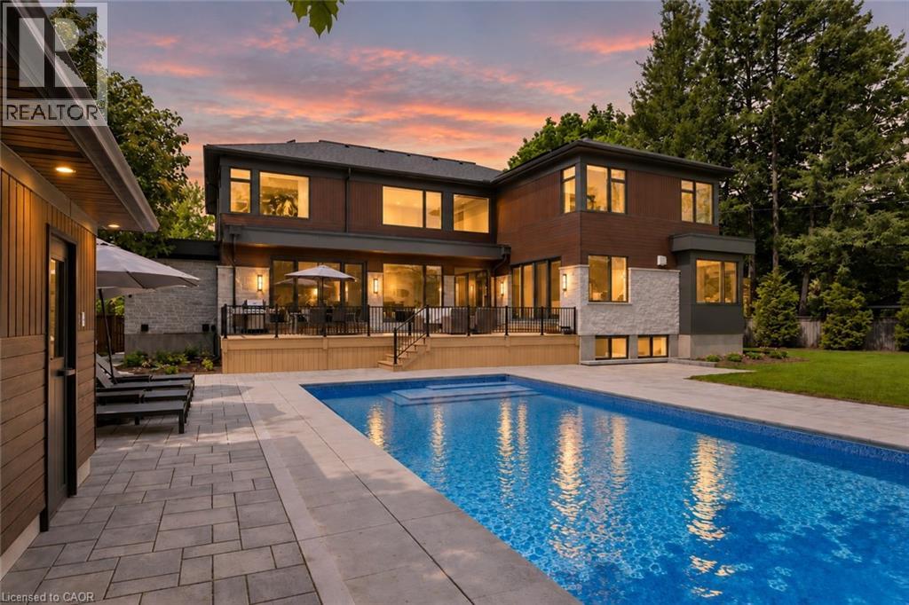 26 GOLFVIEW Place