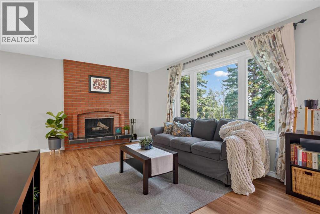 292 Silver Brook Way NW