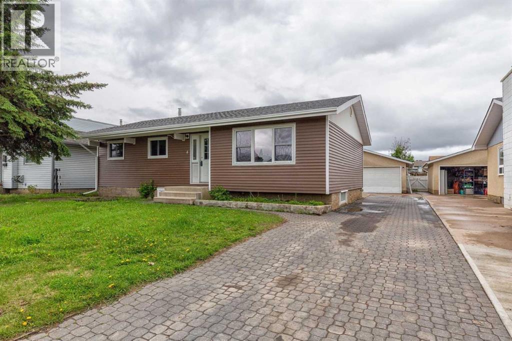 4 MCLEOD STREET, FORT MCMURRAY, AB T9H 1Z5 - Image 3828580333.jpeg?d=l