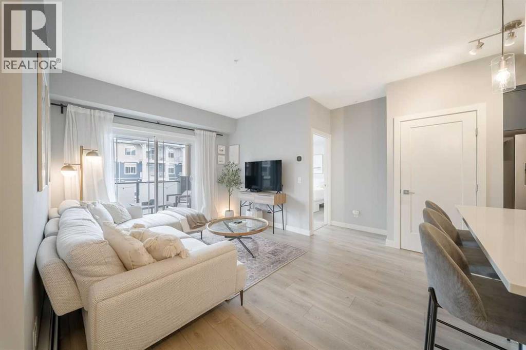 305, 100 Auburn Meadows Manor SE
