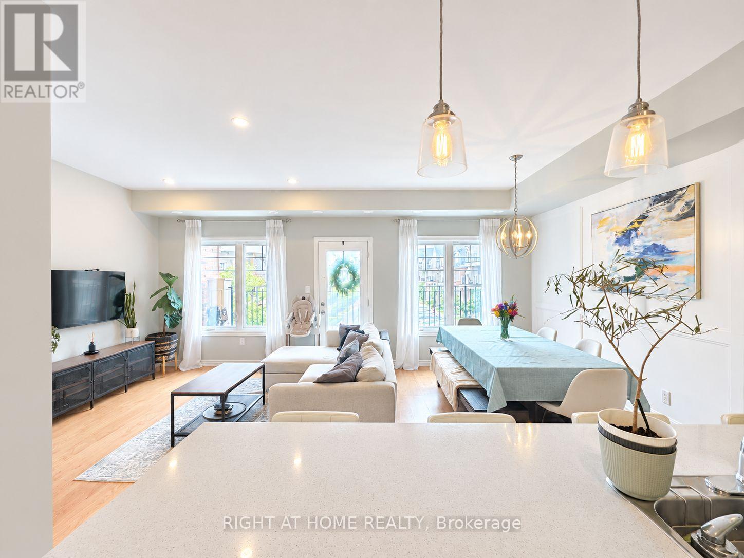 40-03 - 2420 BARONWOOD DRIVE