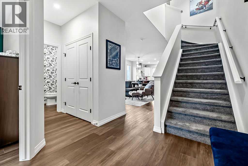86 Legacy Glen Way SE