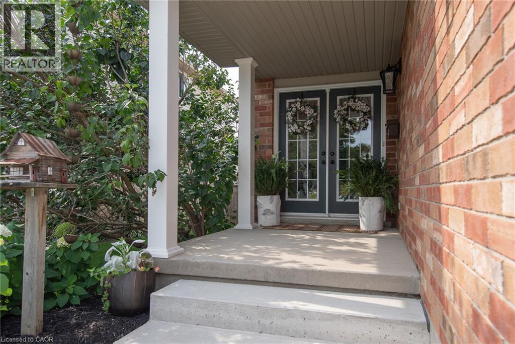 31 STIEFELMEYER Crescent