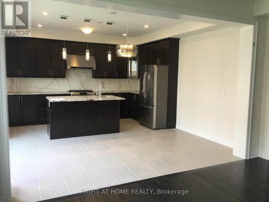 46 Blazing Star St, East Gwillimbury (Queensville), ON 3