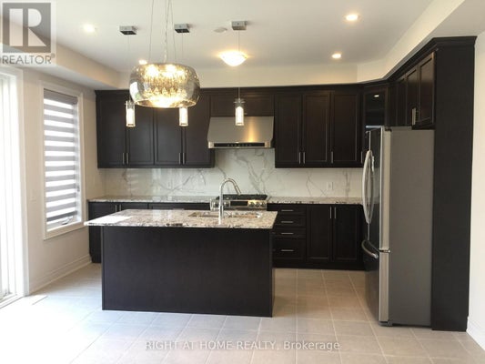 46 Blazing Star St, East Gwillimbury (Queensville), ON 2