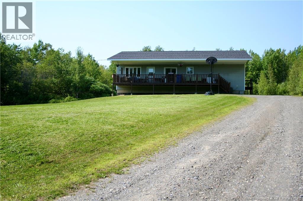 276 Melville Road - Photo 3