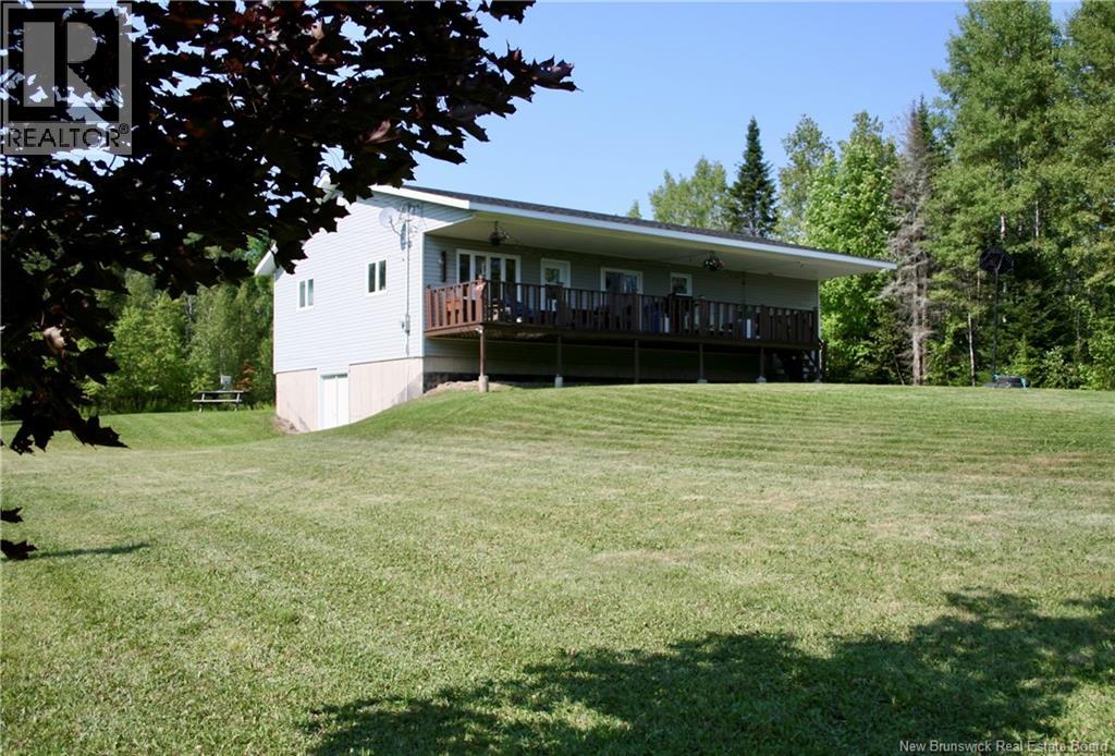 276 Melville Road - Photo 4