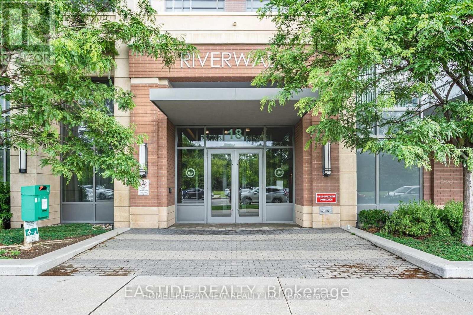 #710 - 18 UPTOWN DRIVE