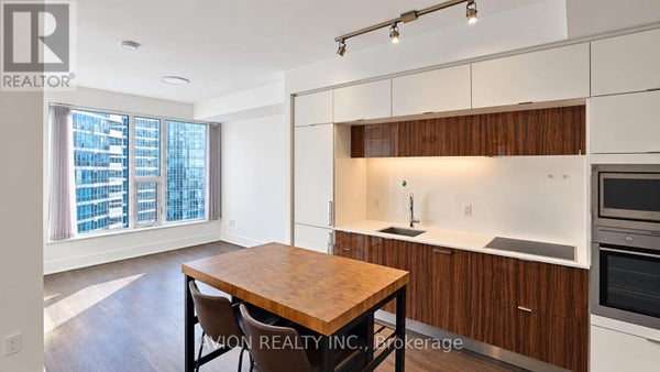 3008 - 10 York St, Toronto (Waterfront Communities), ON 3