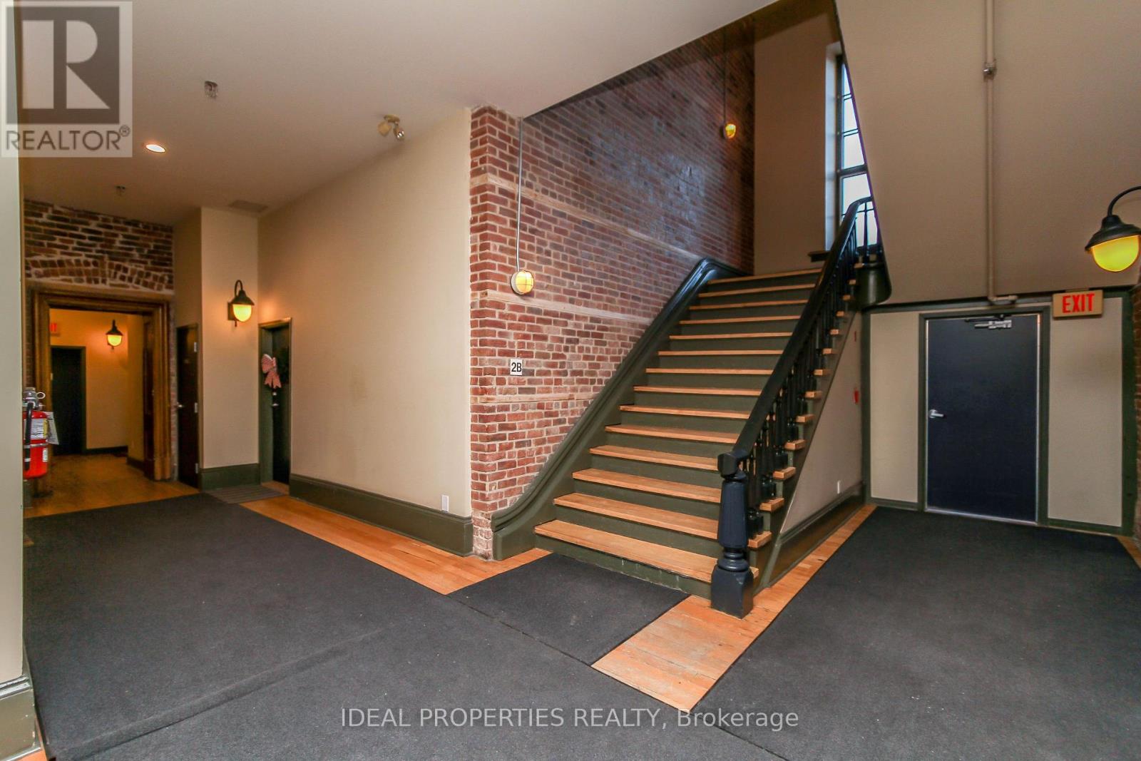 101 - 589 RIDEAU STREET