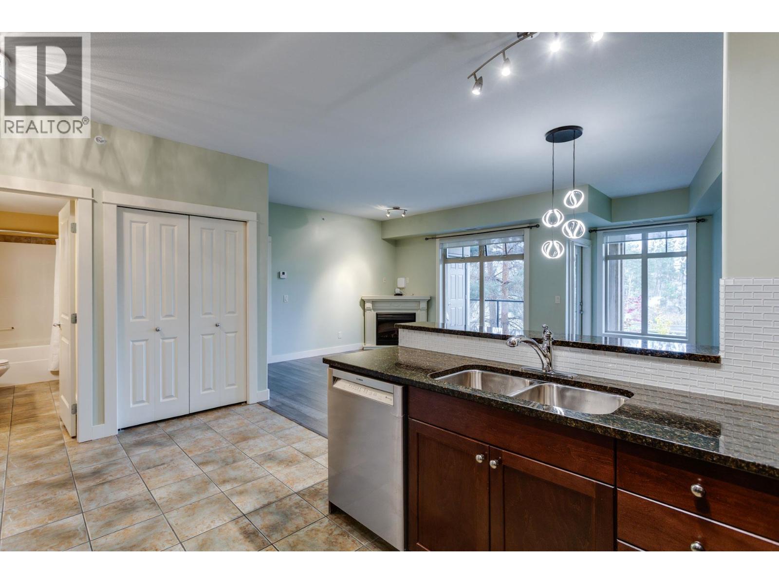 2611 Stillwater Way Unit# 219