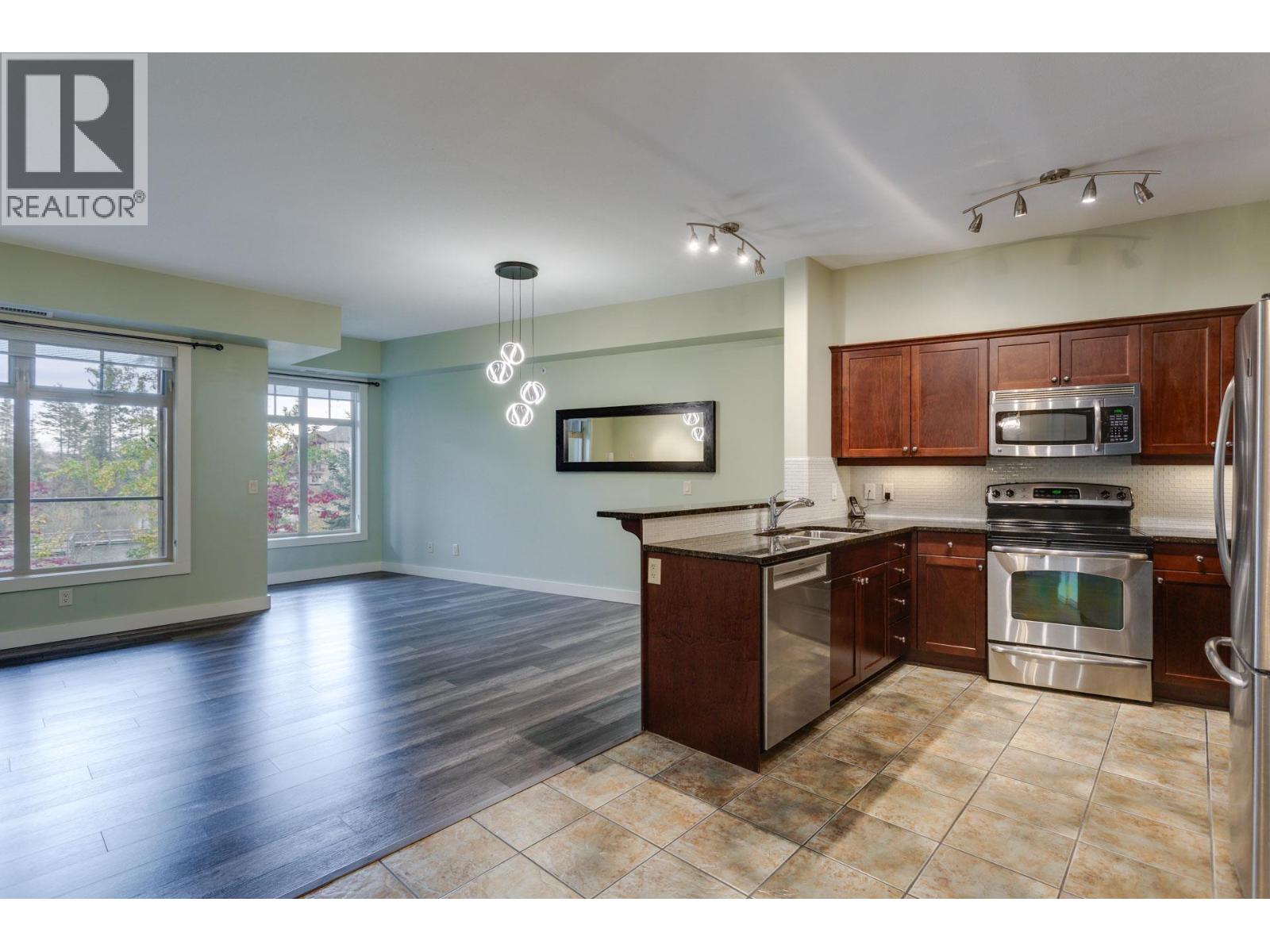 2611 Stillwater Way Unit# 219
