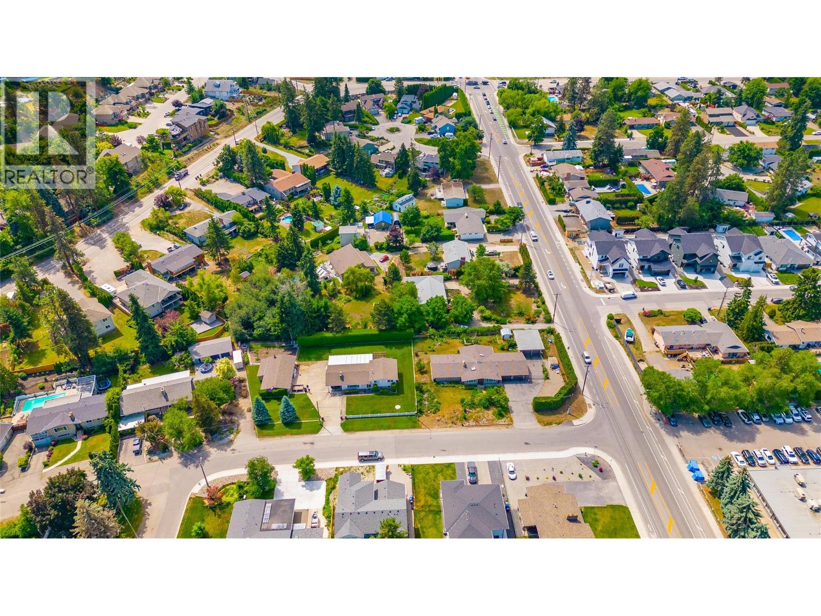 4373 Gordon Drive