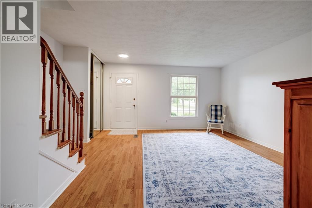 102 BLOOMINGDALE Road N