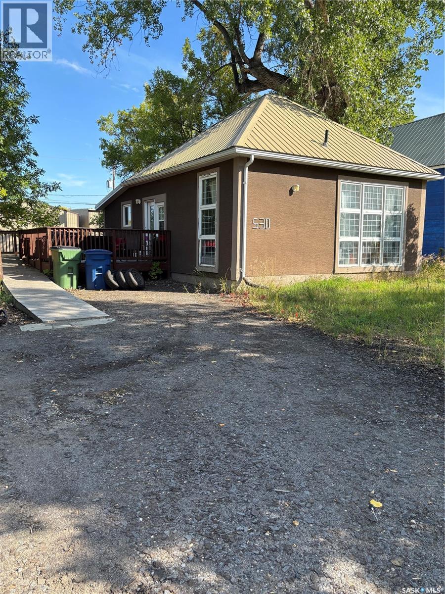 530 MANITOBA STREET E, MOOSE JAW, SK S6H 0A7 - Image 2293371057.jpeg?d=l