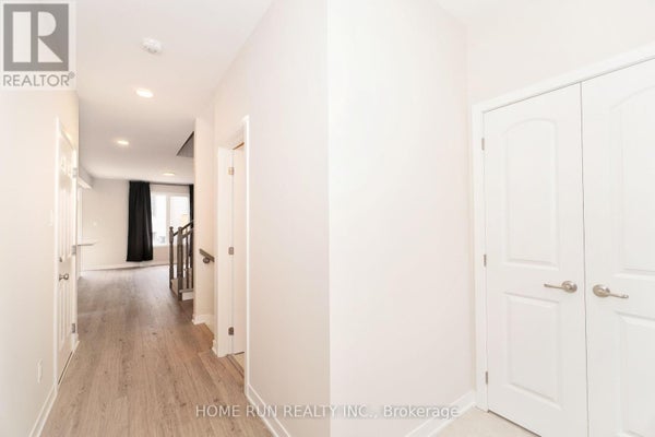 258 Catnip Cres, Ottawa, ON 2