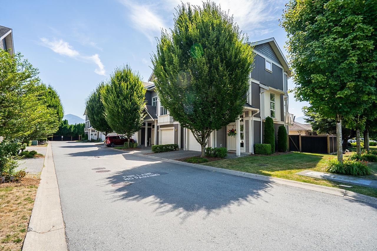 4 9270 BROADWAY STREET, Chilliwack Proper East