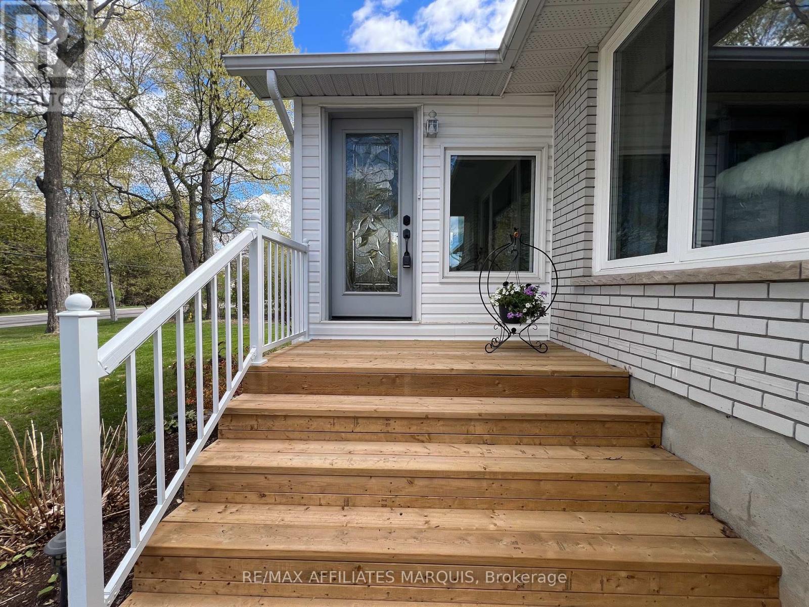 39 GOLF CLUB ROAD