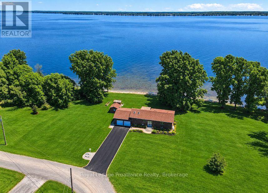 40 WALLBRIDGE CIRCLE, PRINCE EDWARD COUNTY (AMELIASBURG WARD), ON K8N 4Z7 - Image 1176719800.jpeg?d=l