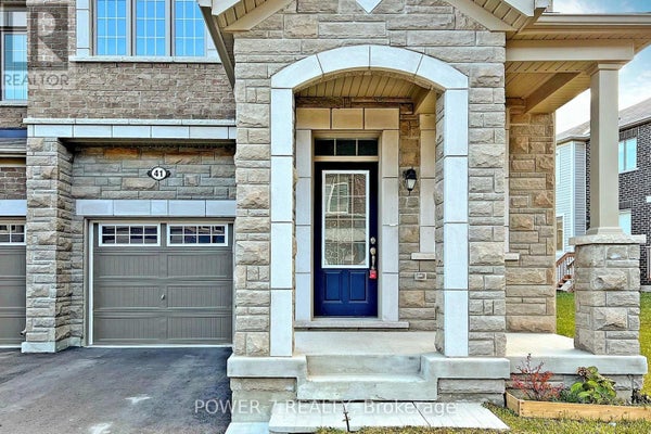 41 Ness Dr, Richmond Hill, ON 2