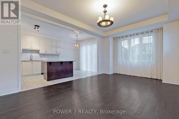 41 Ness Dr, Richmond Hill, ON 3