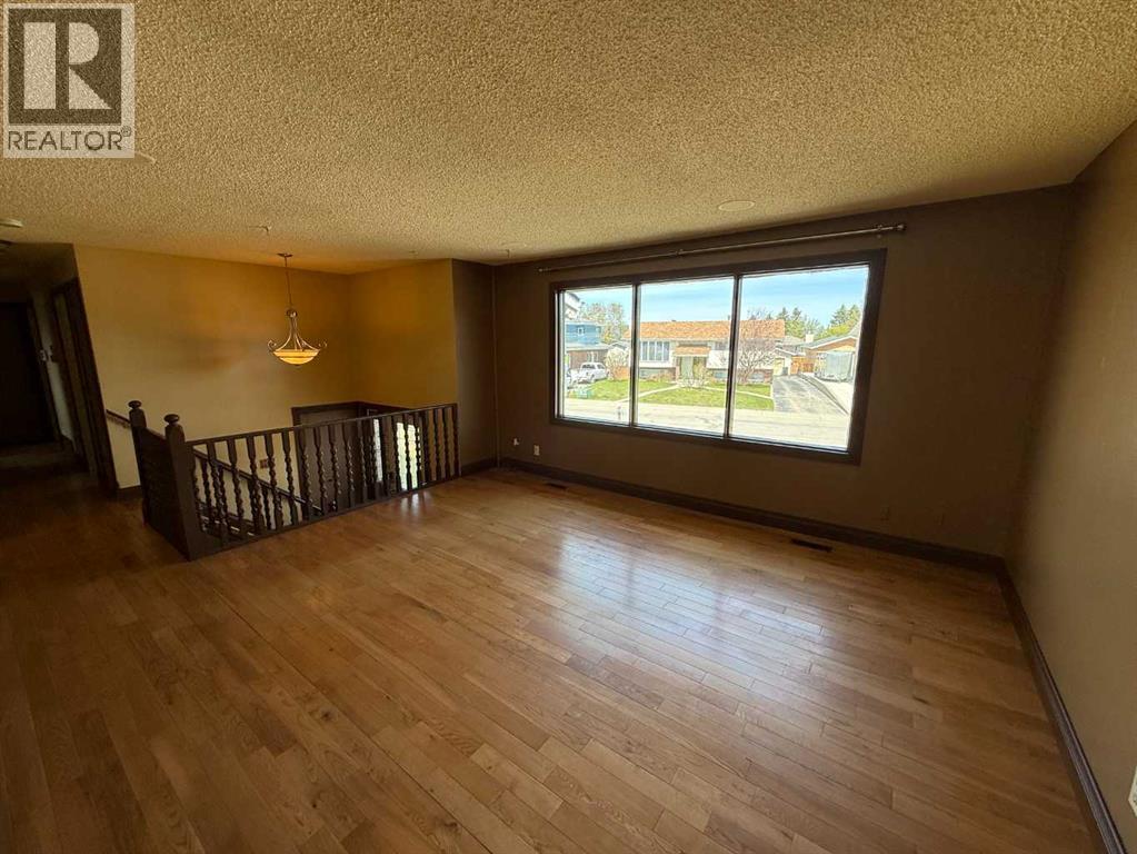 202 Maligne Drive