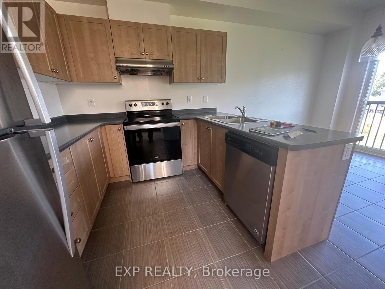 1 - 208 ISABELLA DRIVE