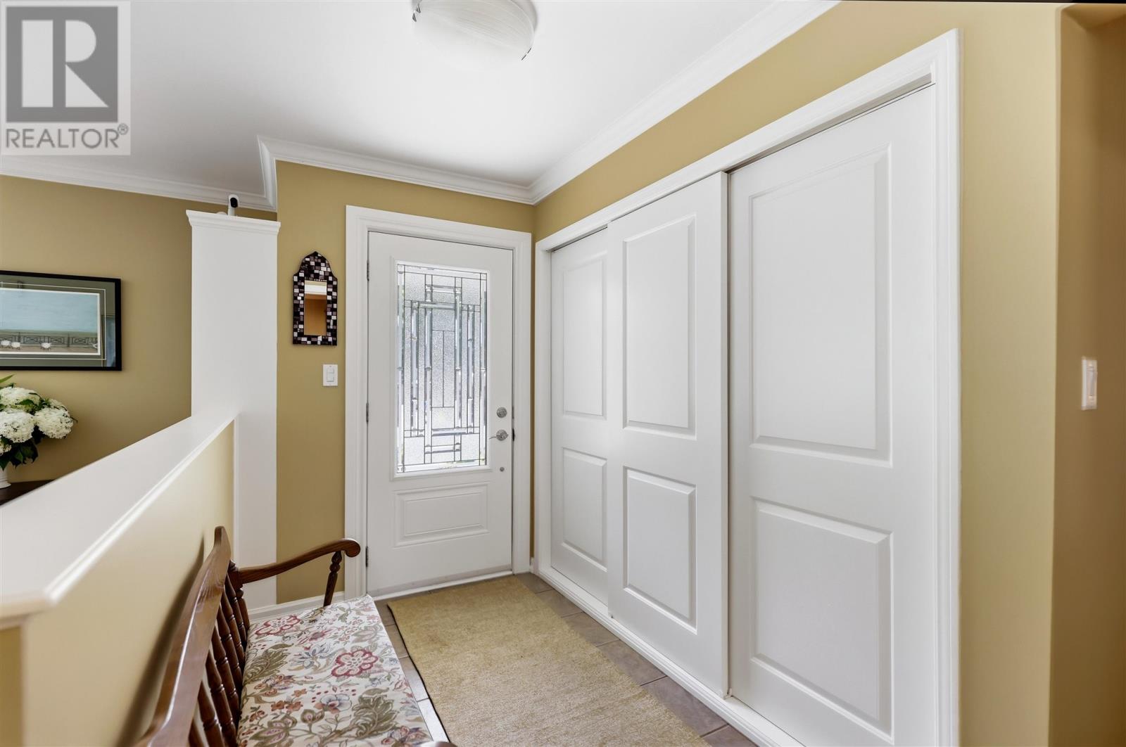 10 Thorneloe CRES - Photo 3