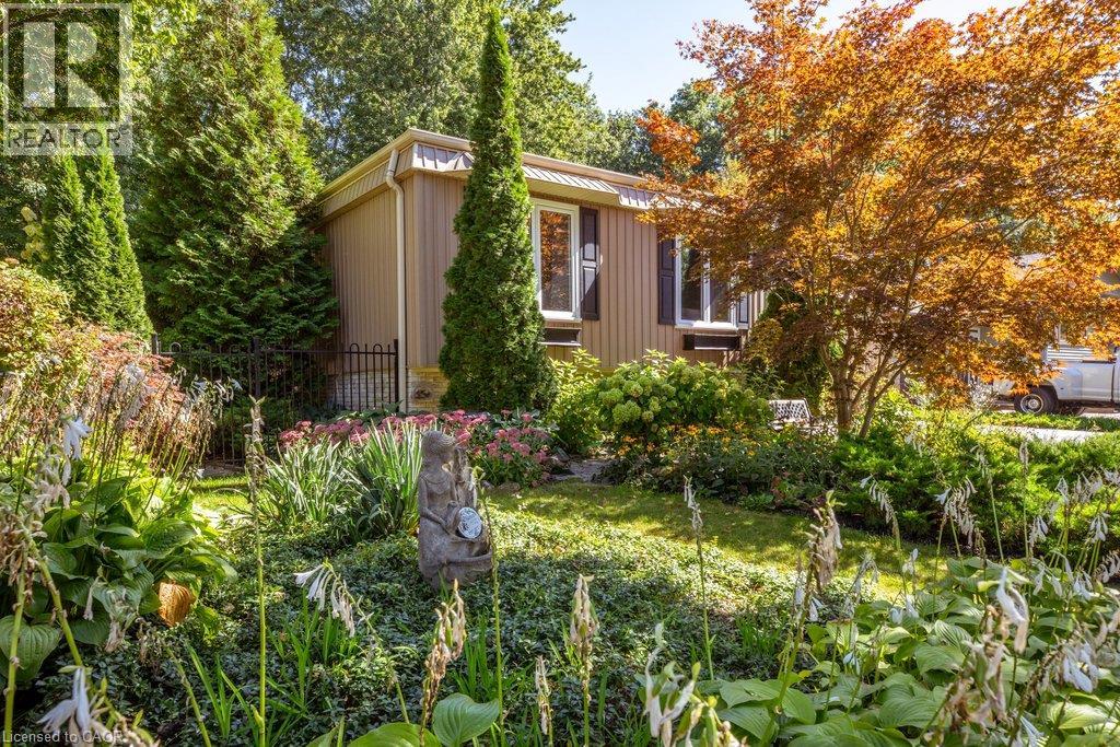 32 BEECHWOOD Avenue