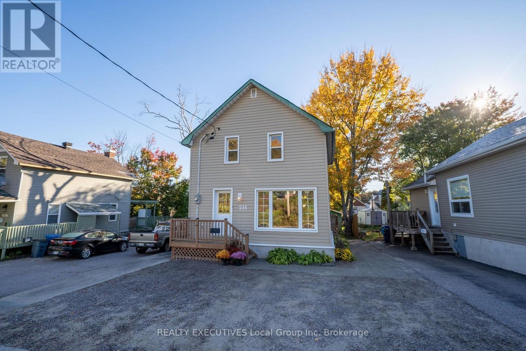 214 VICTORIA STREET E, NORTH BAY (CENTRAL), ON P1B 1P5 - Image 2383042811.jpeg?d=l