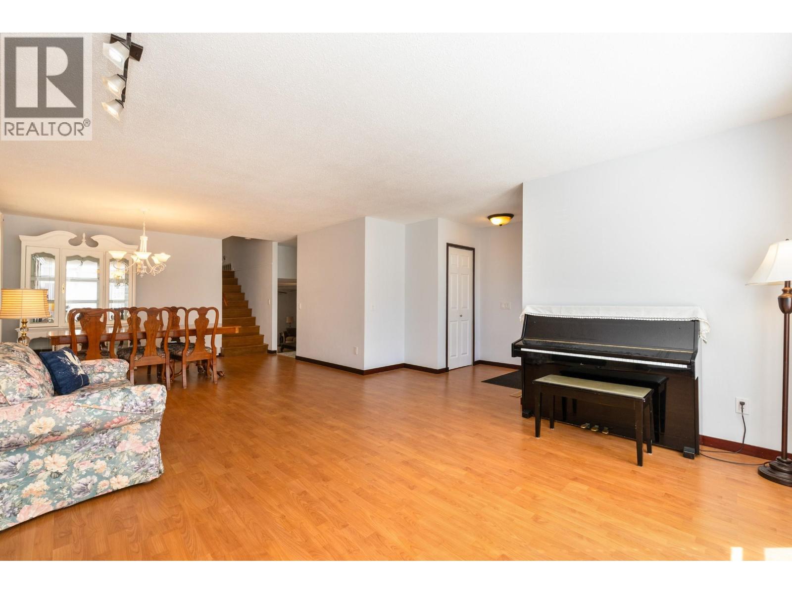 22687 KENDRICK LOOP