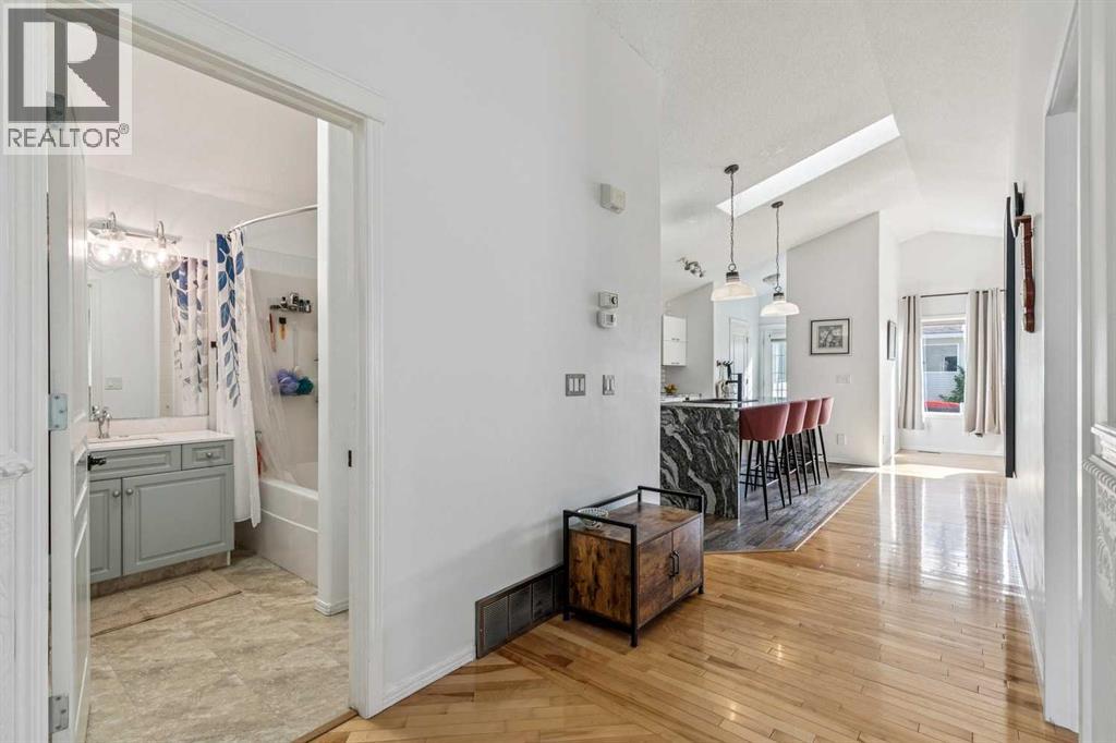 48 West Springs Way SW