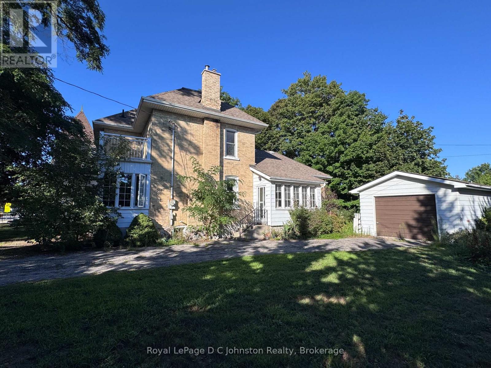43 ALBERT STREET N