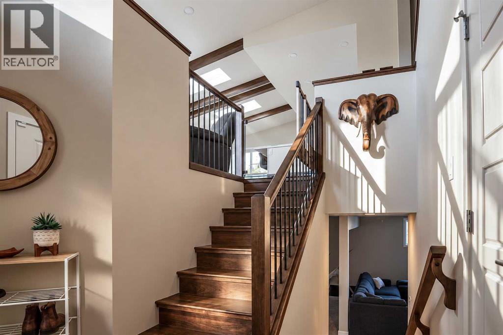 221 Lasalle Terrace W