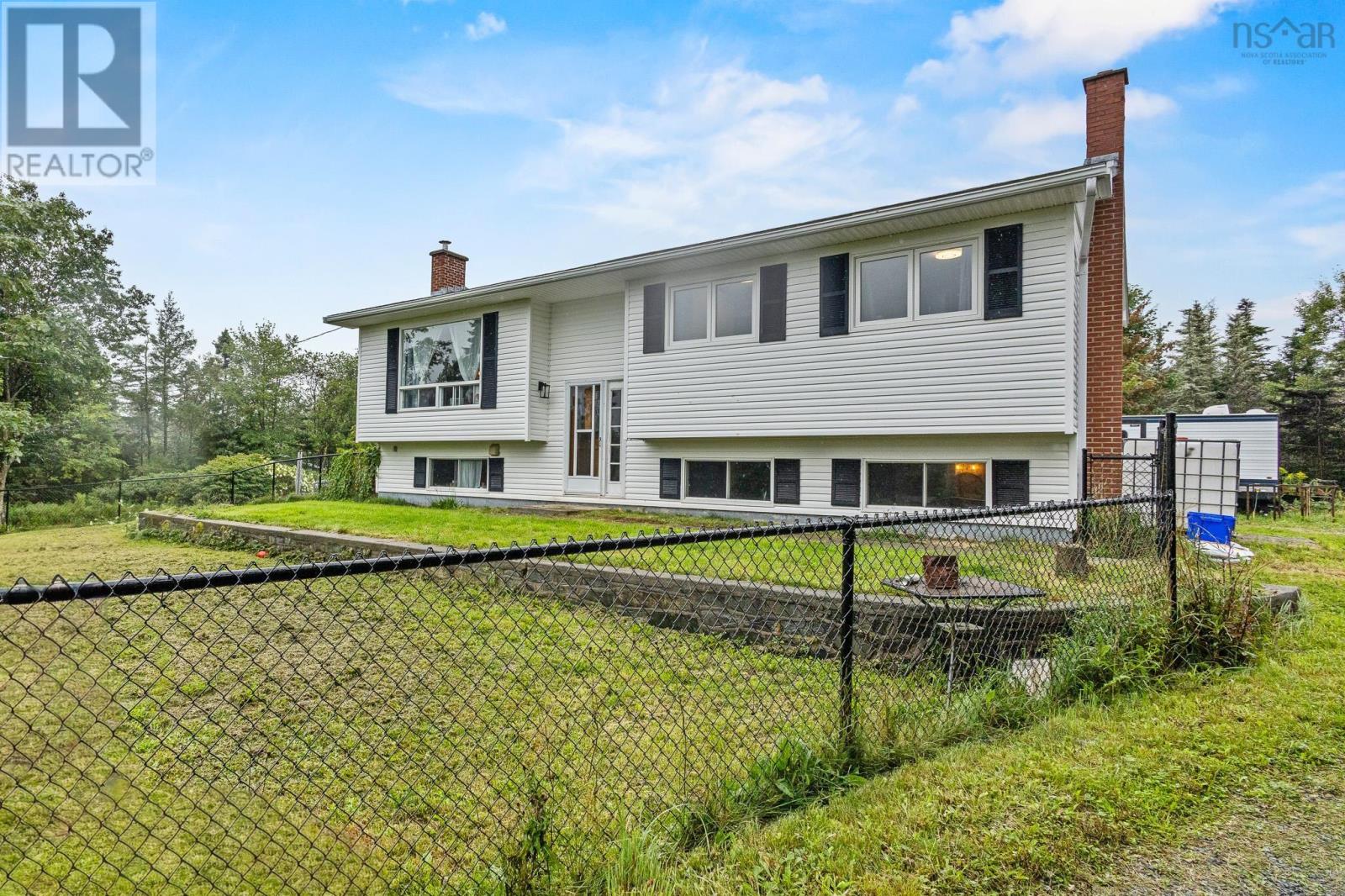 20 Causeway Road - Photo 3