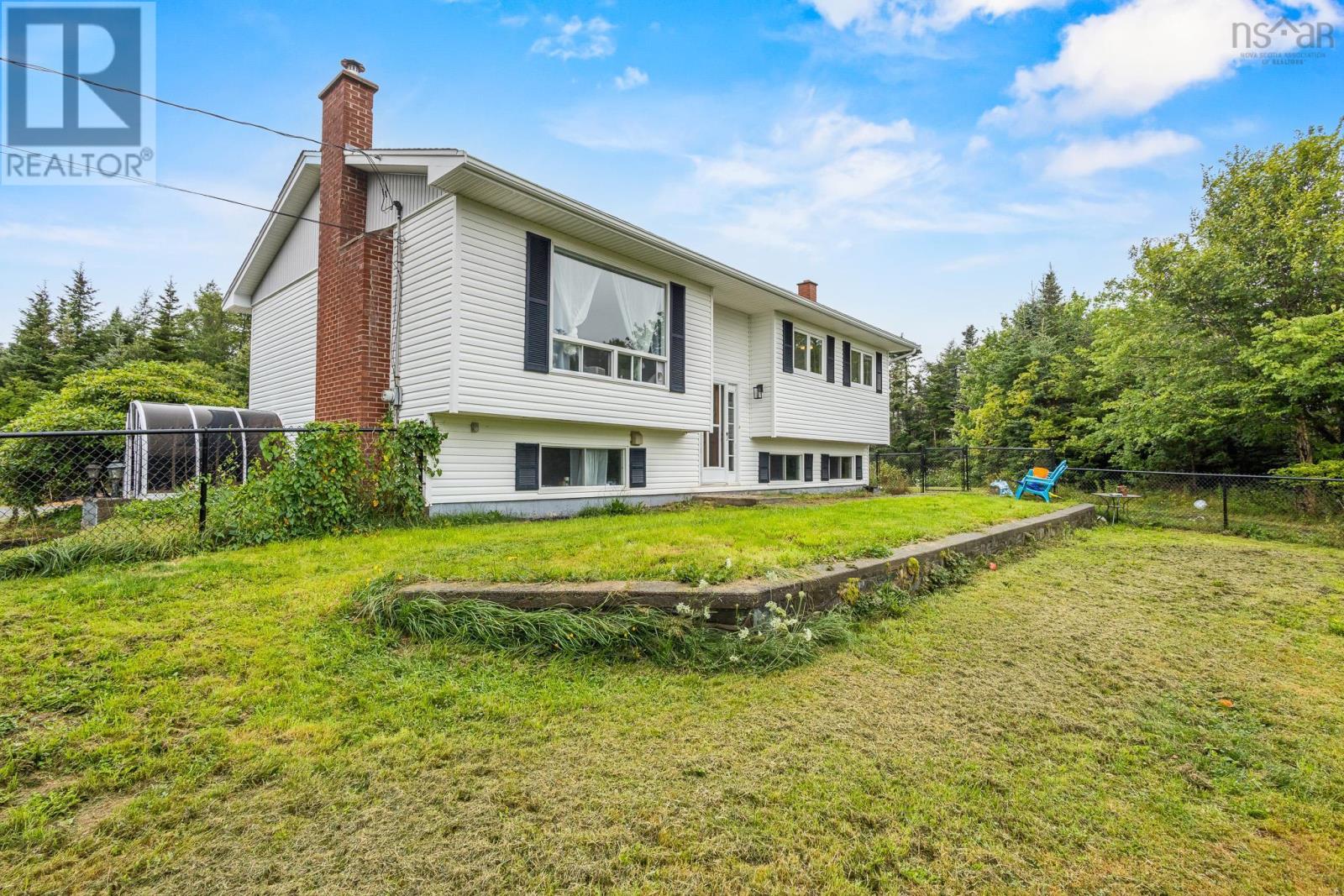 20 Causeway Road - Photo 2